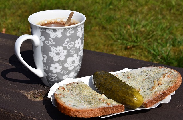 表现出痴迷 表现出痴迷